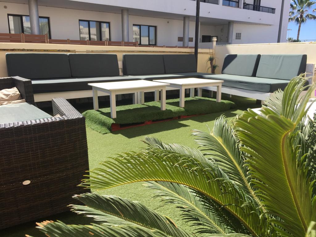 Apartamentos Bahia De San Antonio ภายนอก รูปภาพ