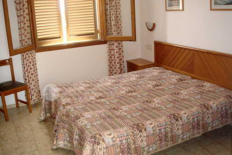 Apartamentos Bahia De San Antonio ห้อง รูปภาพ